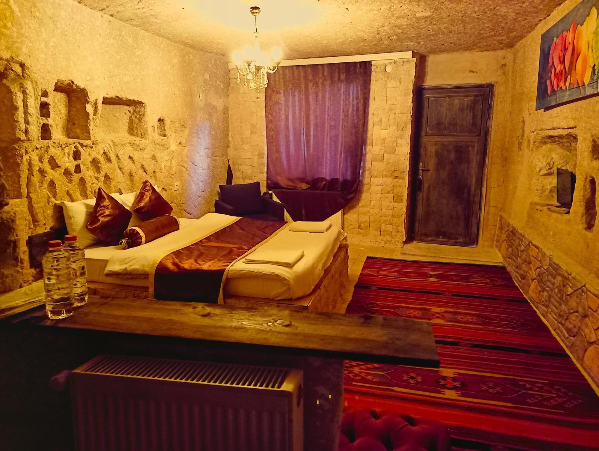 Stone Age Cappadocia Hotel Nevşehir Bagian luar foto