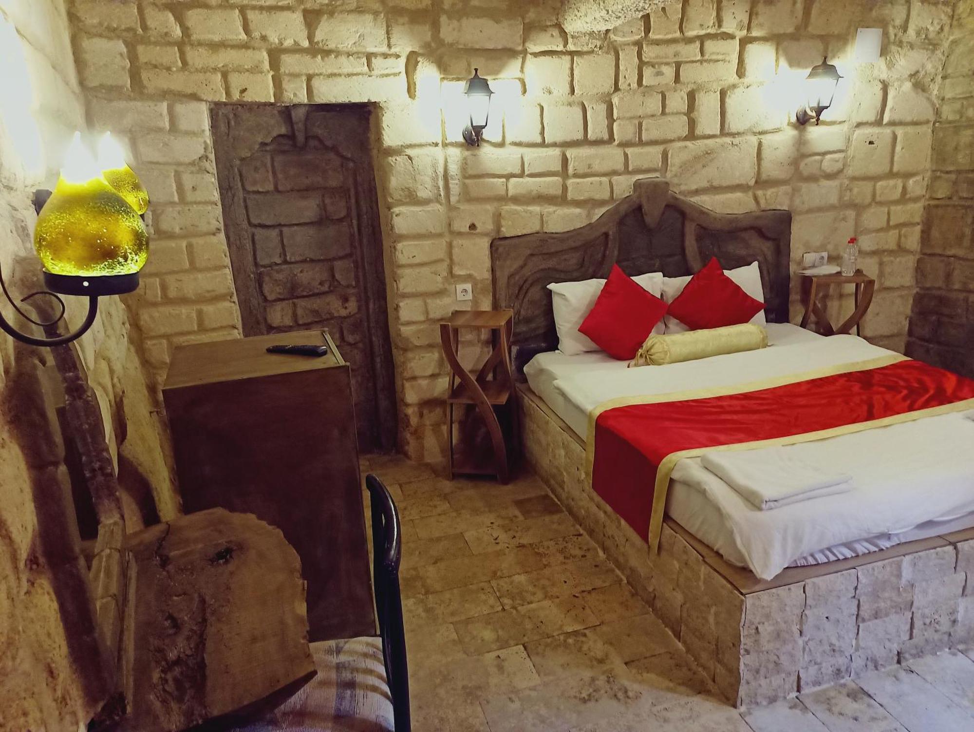 Stone Age Cappadocia Hotel Nevşehir Bagian luar foto