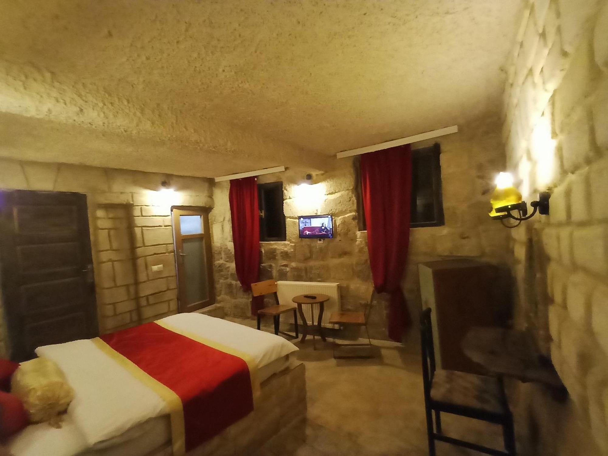 Stone Age Cappadocia Hotel Nevşehir Bagian luar foto